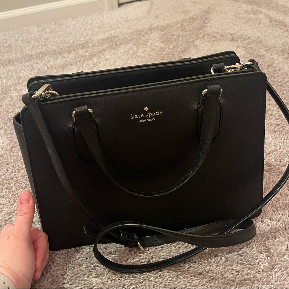 Kate Spade crossbody bag with adjustable straps